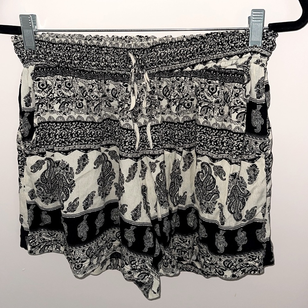 Sun•Dog Bohemian Black & White Shorts - NWT